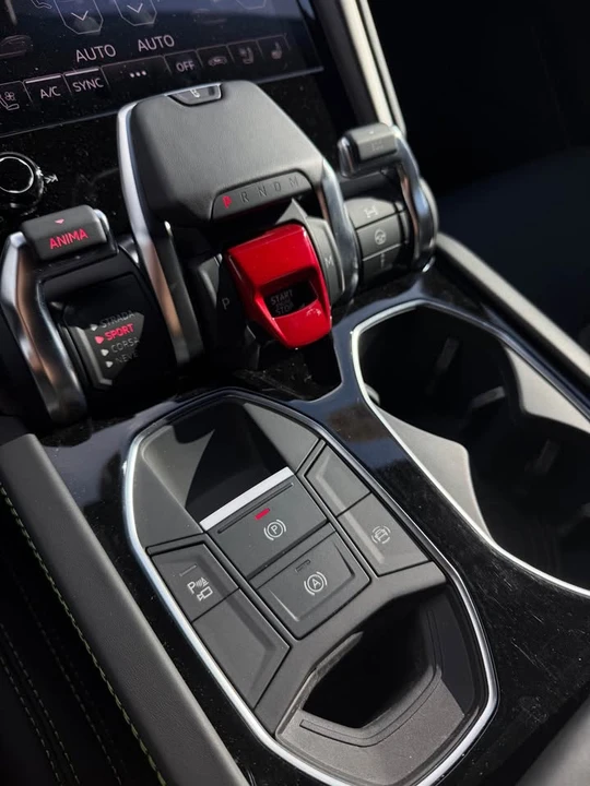 2023 Lamborghini Urus S - Image 14 of 15