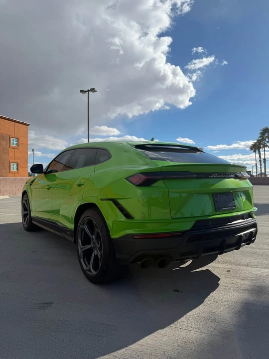 2023 Lamborghini Urus S - Image 9 of 15