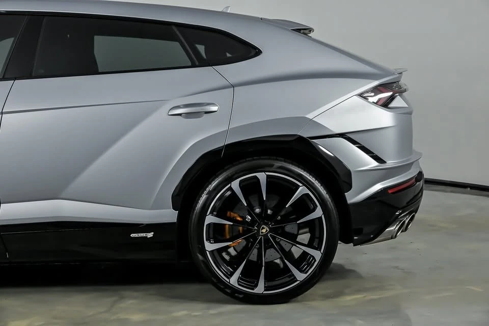 2023 Lamborghini Urus S - Image 9 of 20