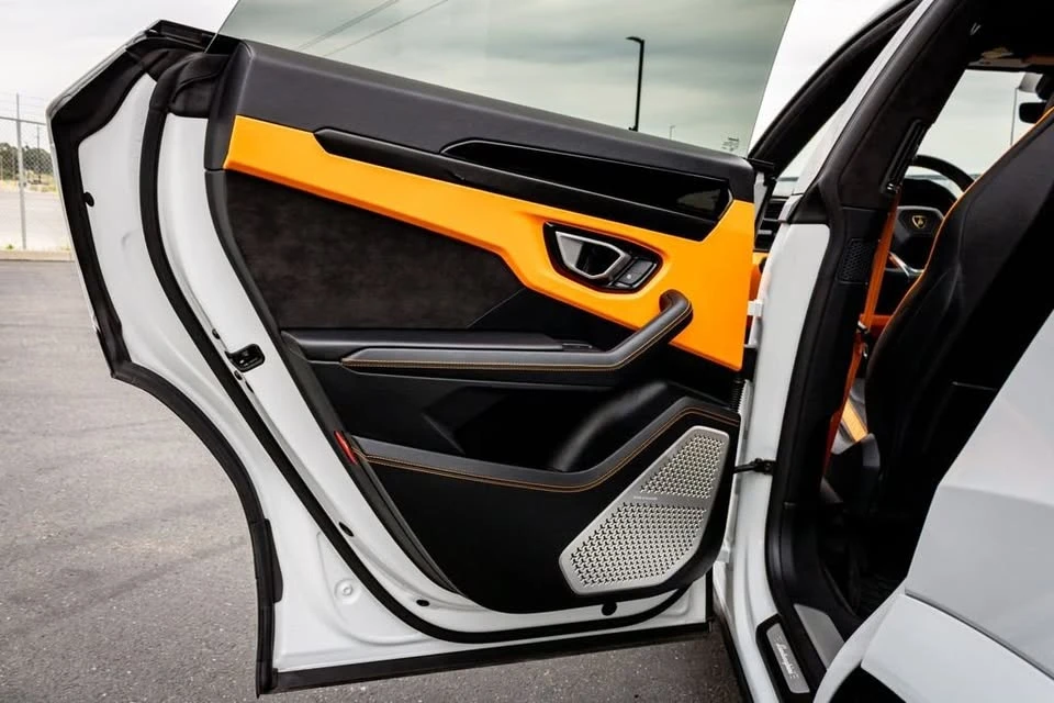 2023 Lamborghini Urus S - Image 18 of 20