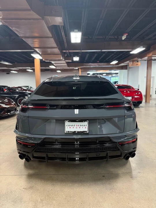 2023 Lamborghini Urus S - Image 6 of 6