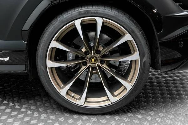 2023 Lamborghini Urus S - Image 17 of 21