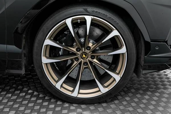 2023 Lamborghini Urus S - Image 18 of 21