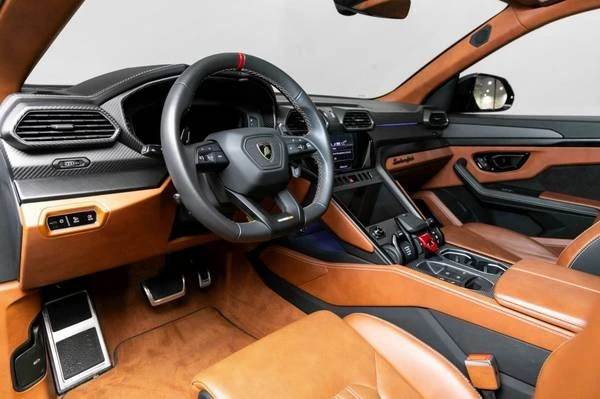 2023 Lamborghini Urus S - Image 2 of 21