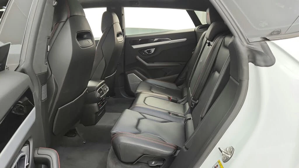 2023 Lamborghini Urus S - Image 28 of 31