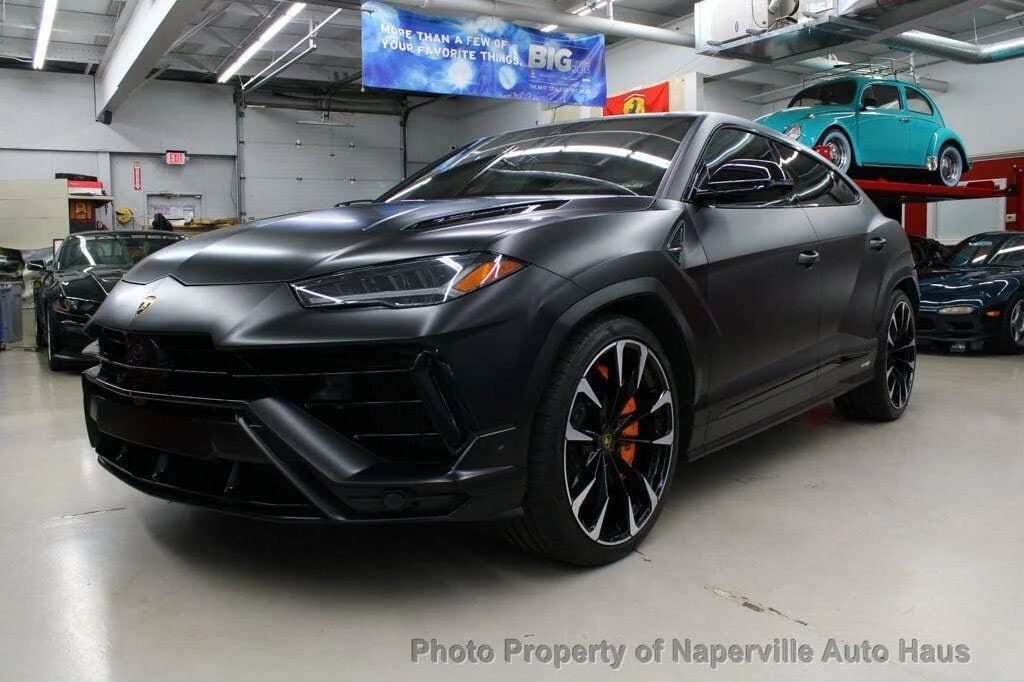 2023 Lamborghini Urus S - Image 2 of 31