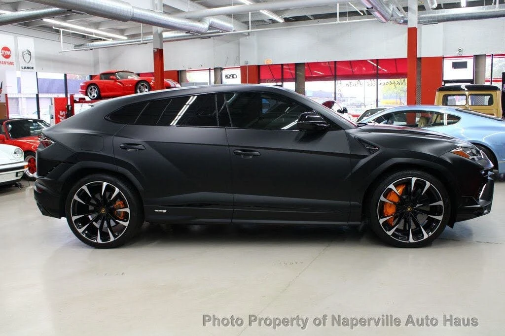 2023 Lamborghini Urus S - Image 9 of 31