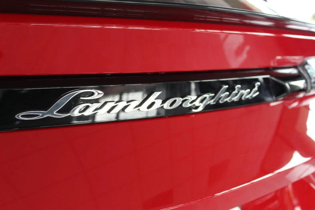 2023 Lamborghini Urus S - Image 7 of 31