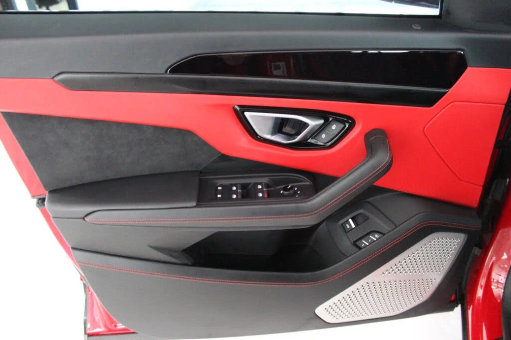 2023 Lamborghini Urus S - Image 26 of 31