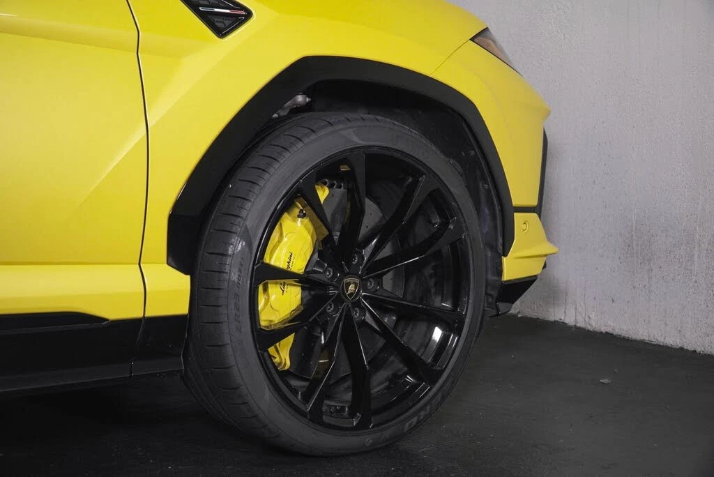 2023 Lamborghini Urus S - Image 9 of 31