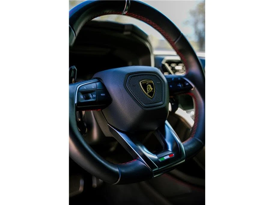 2023 Lamborghini Urus S - Image 16 of 31