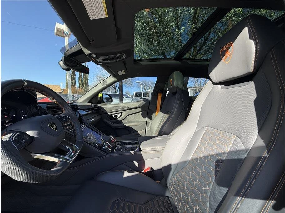 2023 Lamborghini Urus S - Image 18 of 31