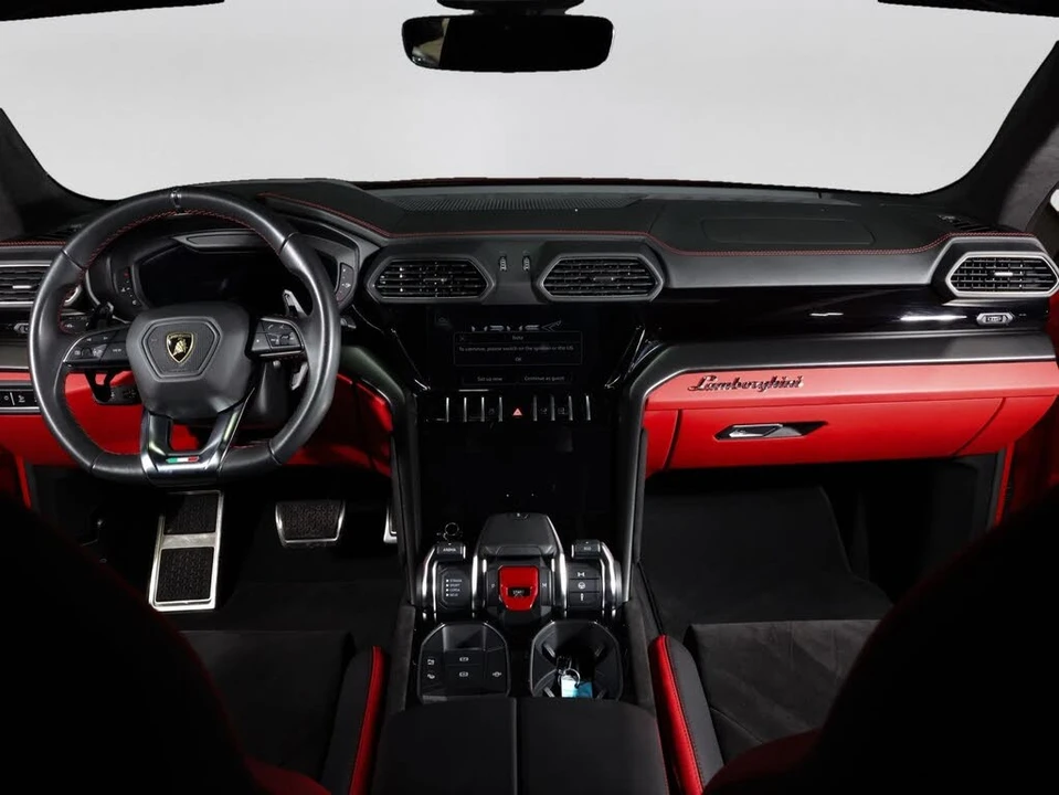 2023 Lamborghini Urus S - Image 4 of 31
