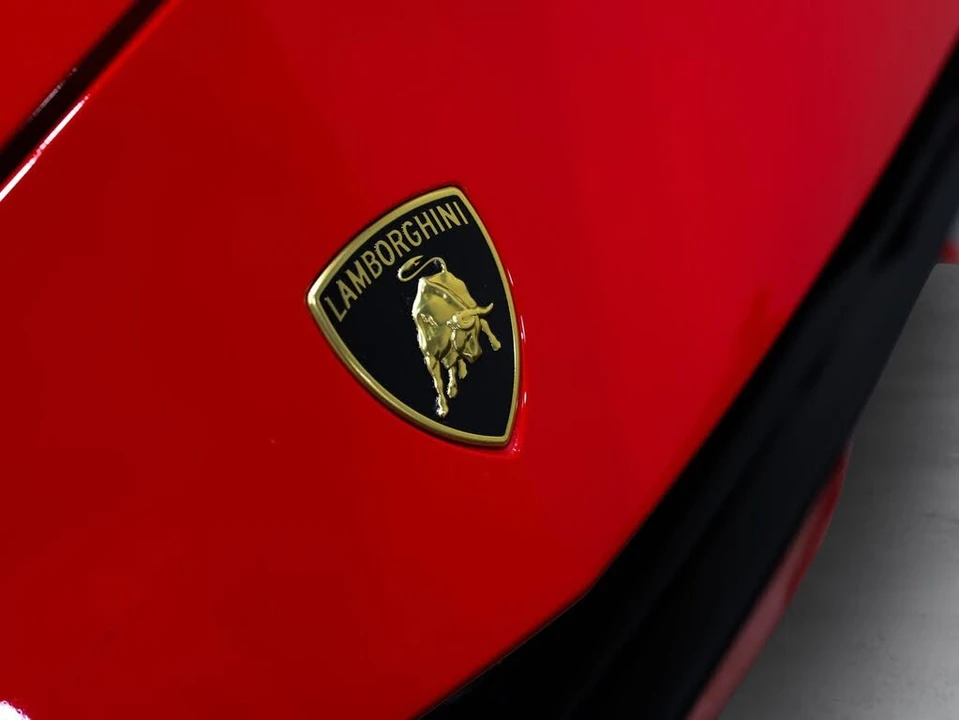 2023 Lamborghini Urus S - Image 26 of 31