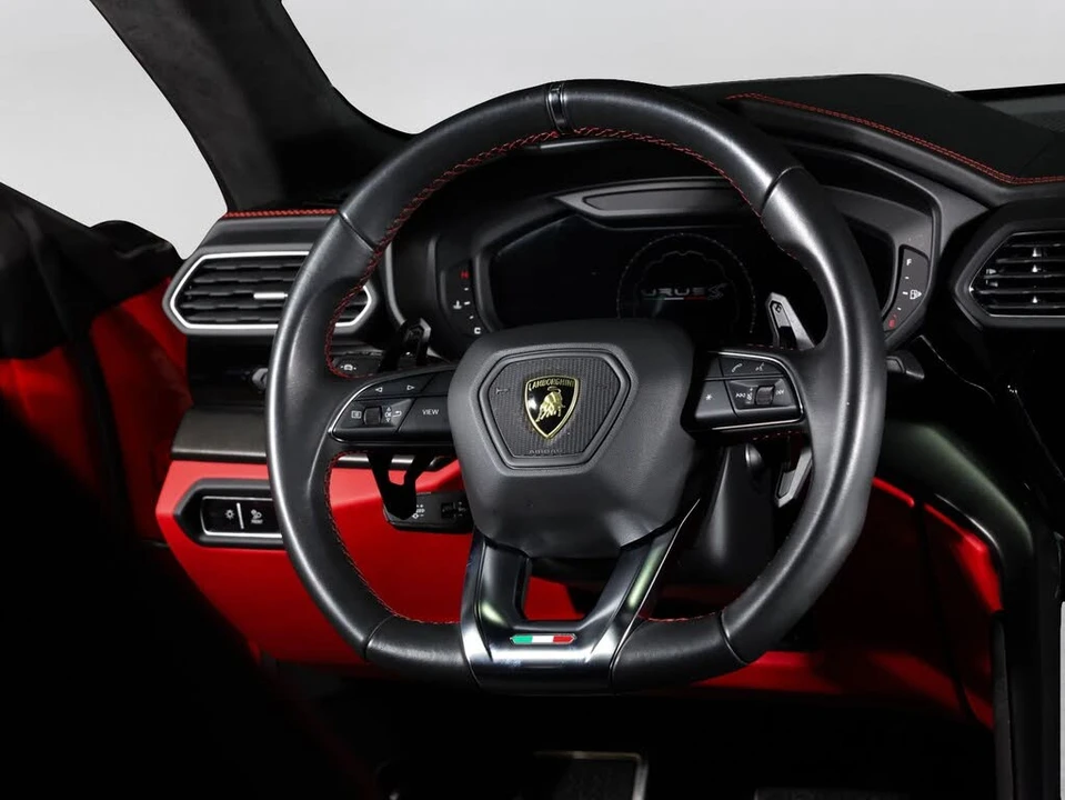 2023 Lamborghini Urus S - Image 7 of 31