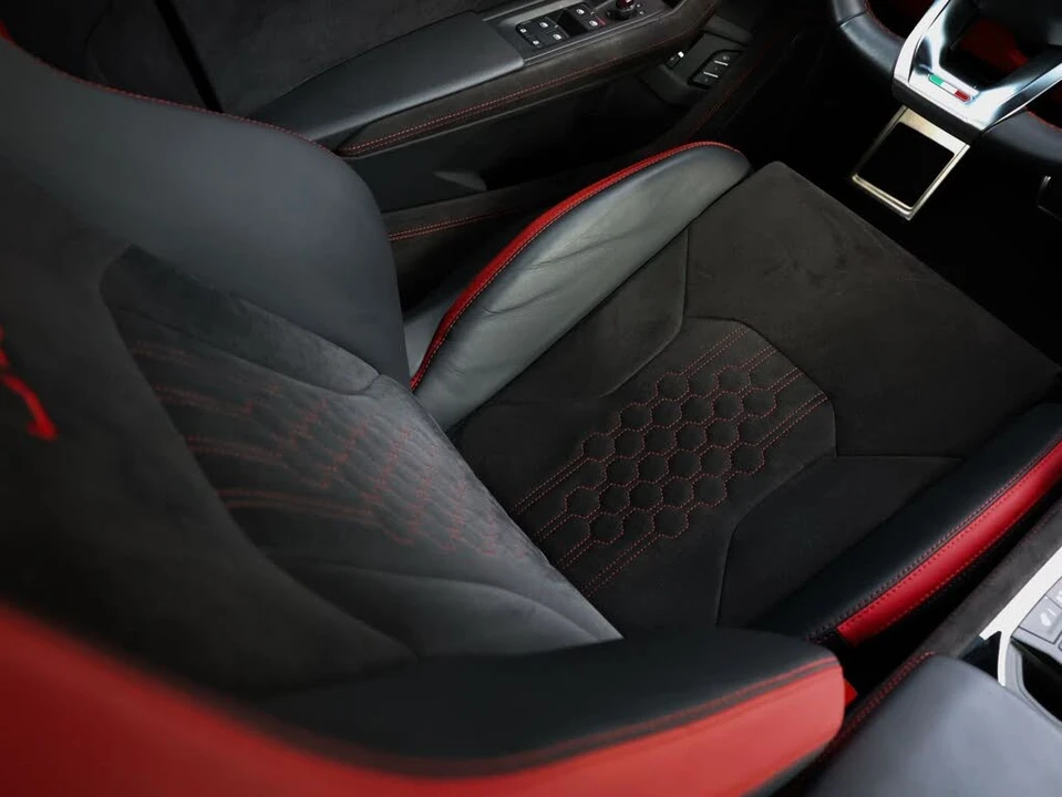 2023 Lamborghini Urus S - Image 16 of 31