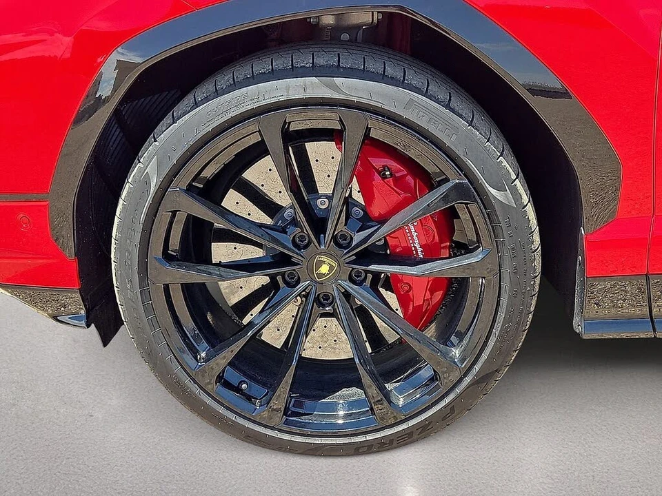 2023 Lamborghini Urus S - Image 12 of 31