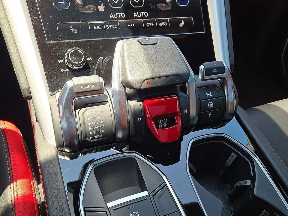 2023 Lamborghini Urus S - Image 31 of 31