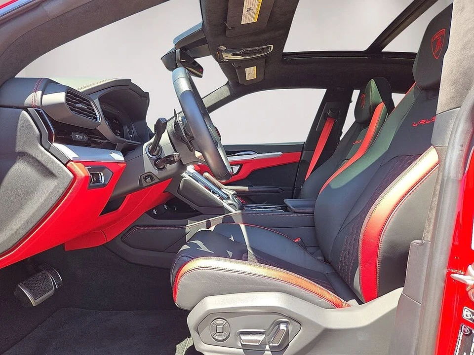 2023 Lamborghini Urus S - Image 25 of 31