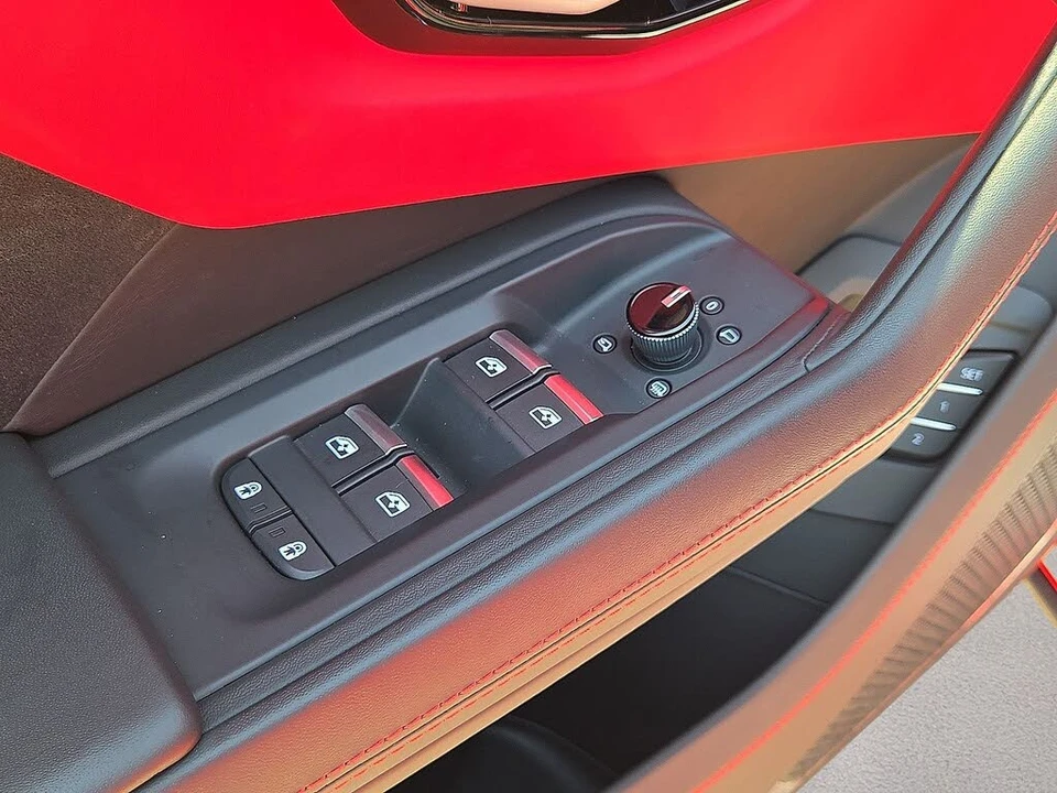 2023 Lamborghini Urus S - Image 22 of 31