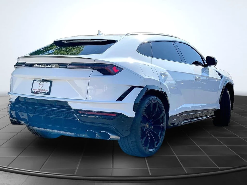 2023 Lamborghini Urus S - Image 11 of 31