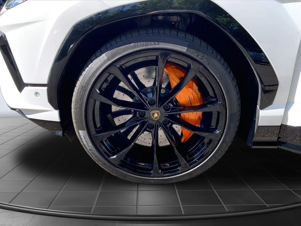 2023 Lamborghini Urus S - Image 14 of 31
