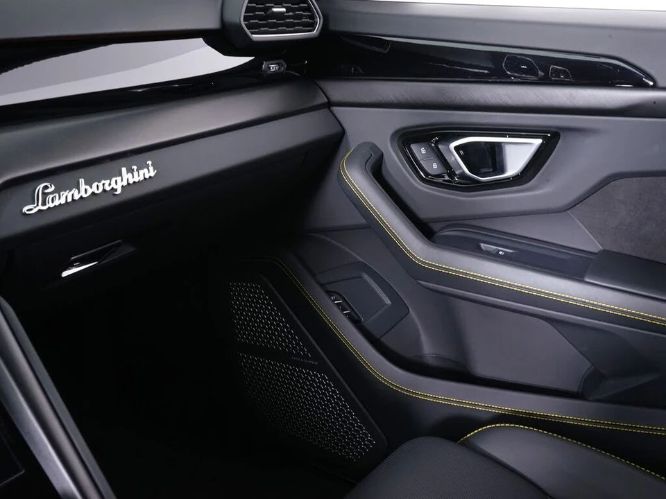 2023 Lamborghini Urus S - Image 23 of 31