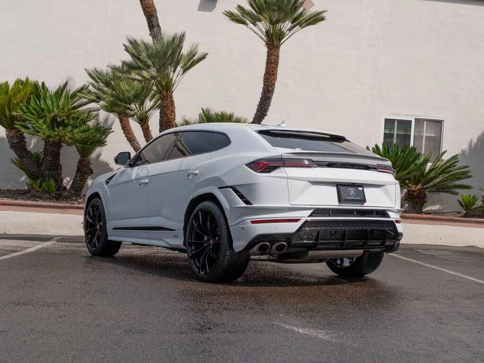 2023 Lamborghini Urus S - Image 17 of 31