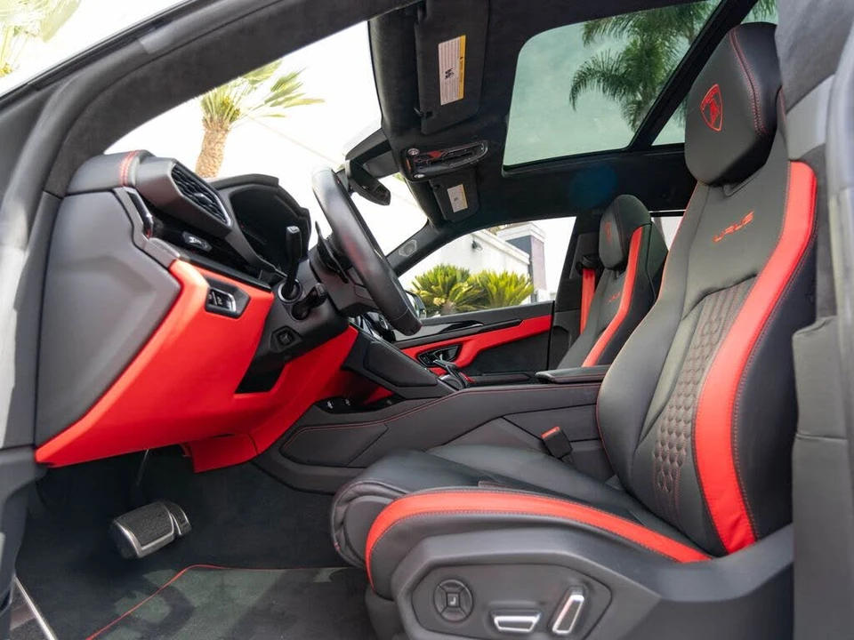 2023 Lamborghini Urus S - Image 28 of 31
