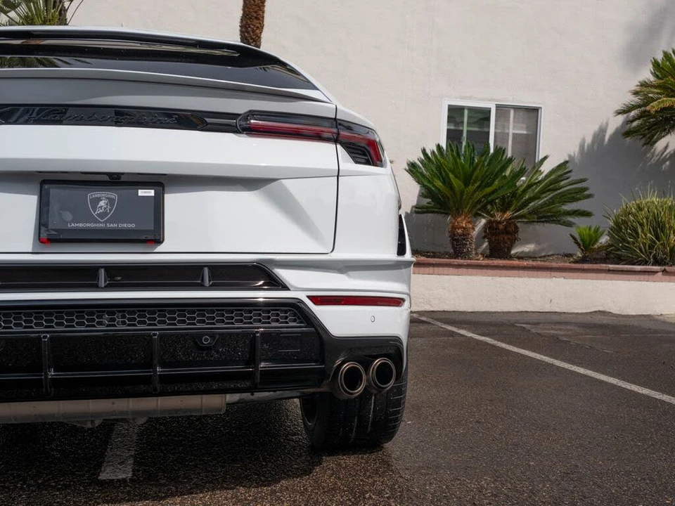 2023 Lamborghini Urus S - Image 15 of 31
