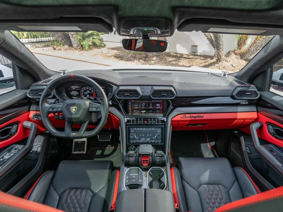 2023 Lamborghini Urus S - Image 7 of 31
