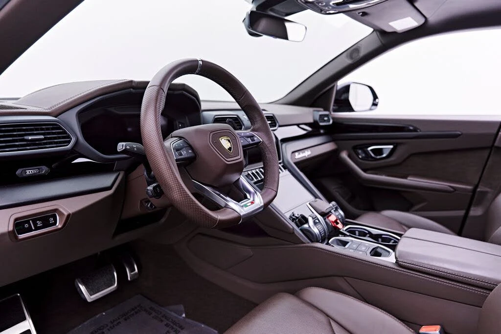 2023 Lamborghini Urus S - Image 4 of 31