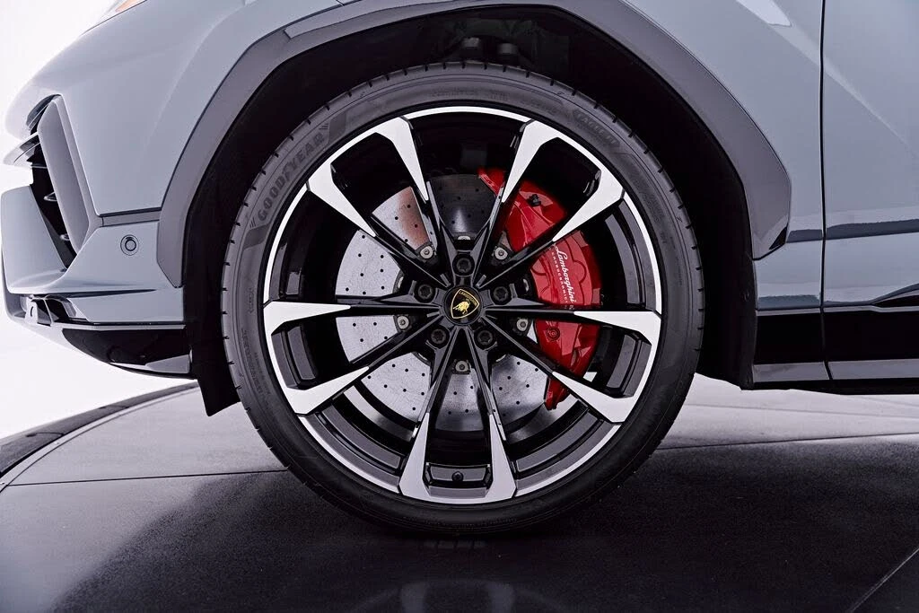 2023 Lamborghini Urus S - Image 5 of 31