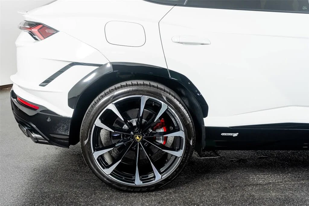 2023 Lamborghini Urus S - Image 8 of 31