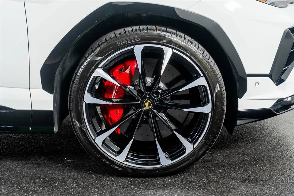 2023 Lamborghini Urus S - Image 7 of 31