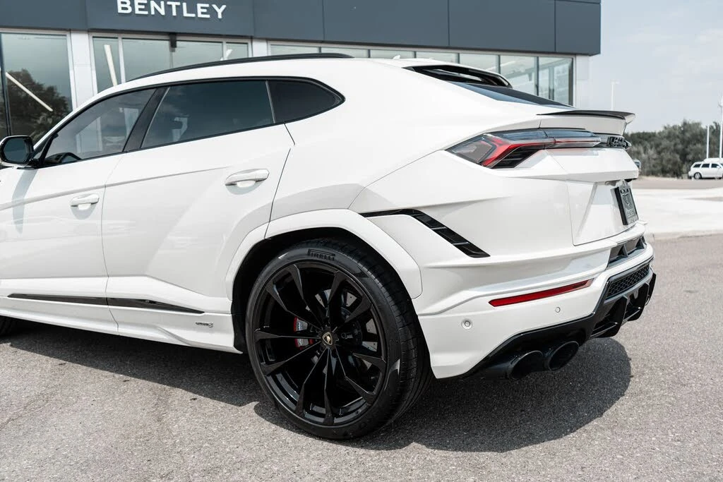 2023 Lamborghini Urus S - Image 9 of 31