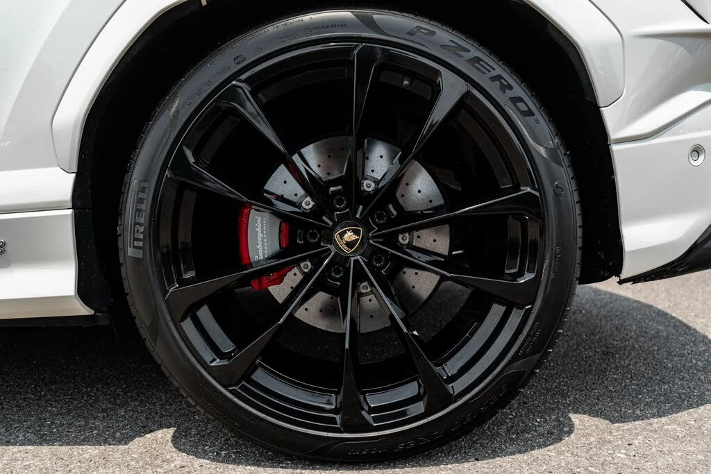 2023 Lamborghini Urus S - Image 7 of 31