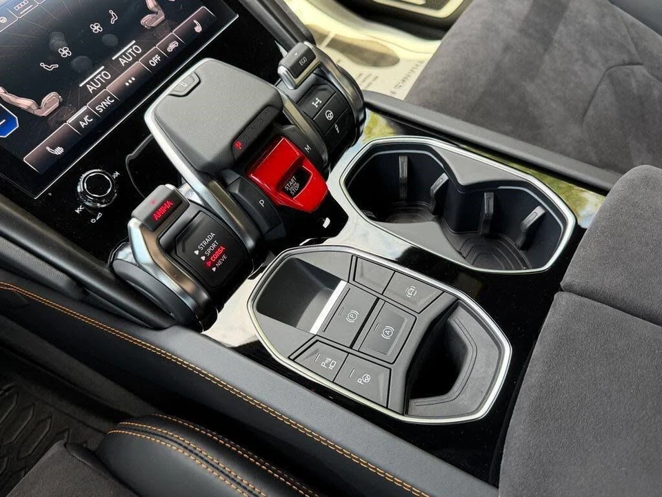 2023 Lamborghini Urus S - Image 30 of 31