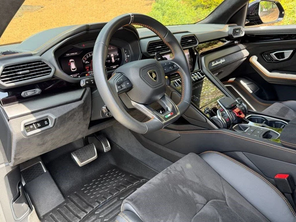 2023 Lamborghini Urus S - Image 16 of 31