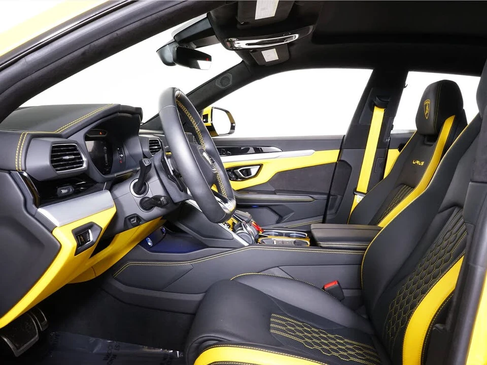 2023 Lamborghini Urus S - Image 4 of 31