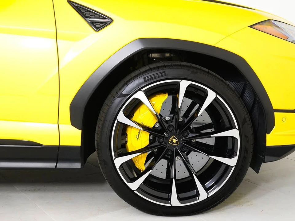 2023 Lamborghini Urus S - Image 16 of 31