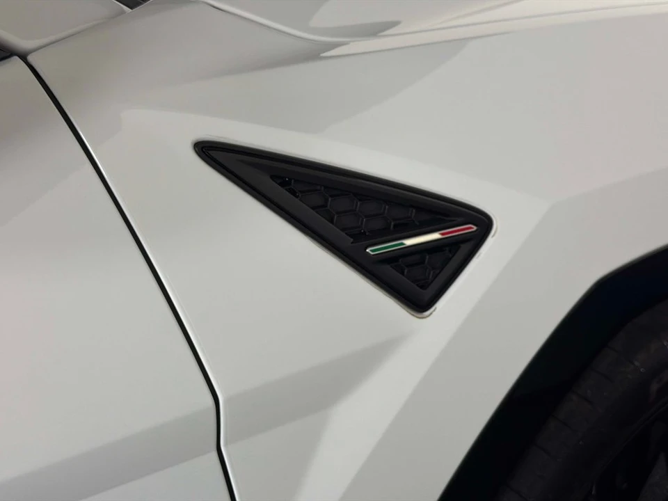 2023 Lamborghini Urus S - Image 21 of 31
