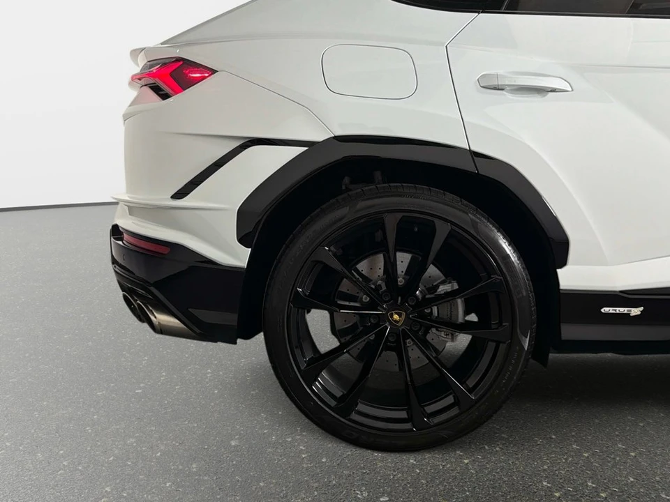 2023 Lamborghini Urus S - Image 16 of 31