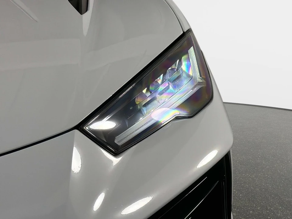 2023 Lamborghini Urus S - Image 9 of 31