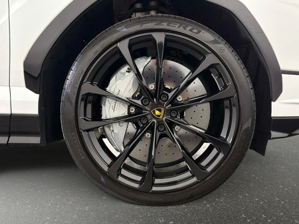 2023 Lamborghini Urus S - Image 19 of 31