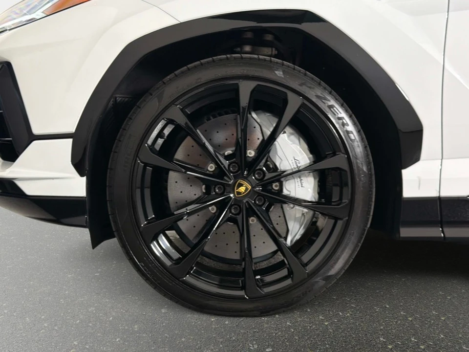 2023 Lamborghini Urus S - Image 17 of 31