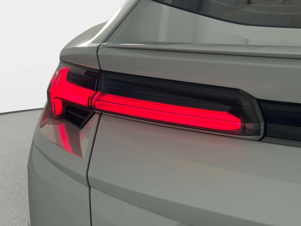 2023 Lamborghini Urus S - Image 13 of 31