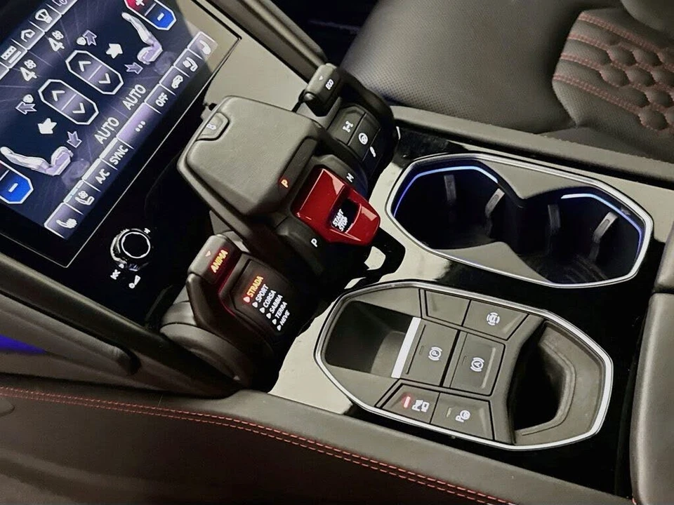 2023 Lamborghini Urus S - Image 17 of 31