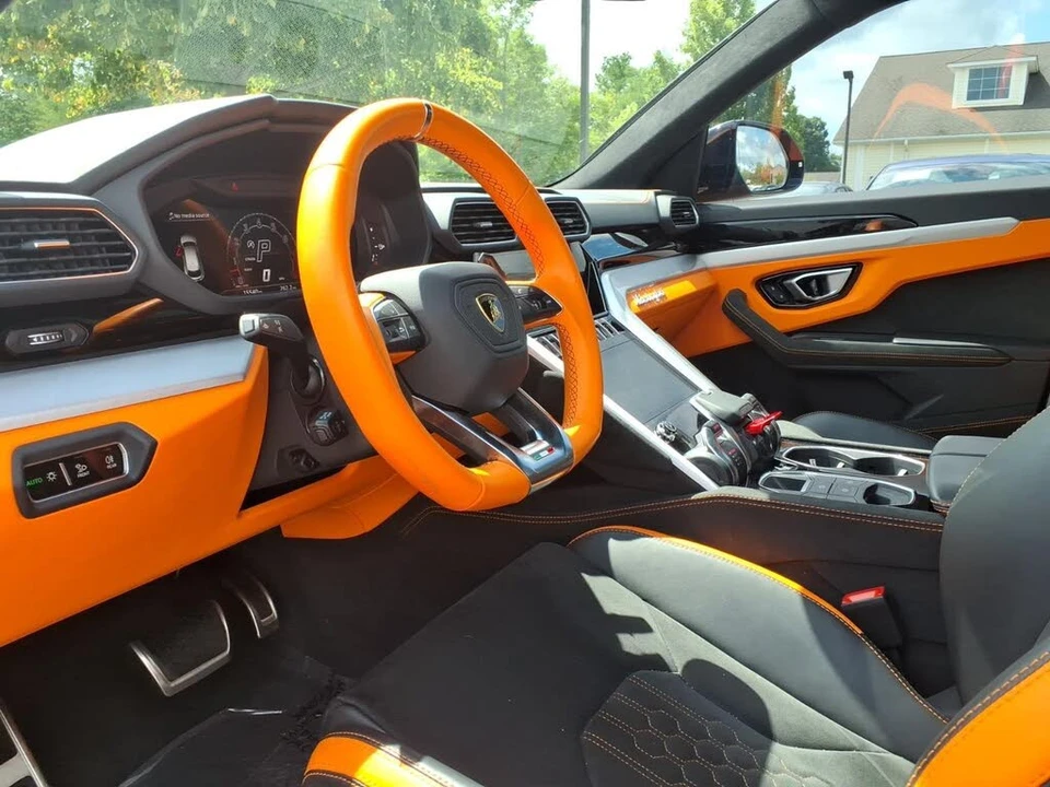 2023 Lamborghini Urus S - Image 17 of 30