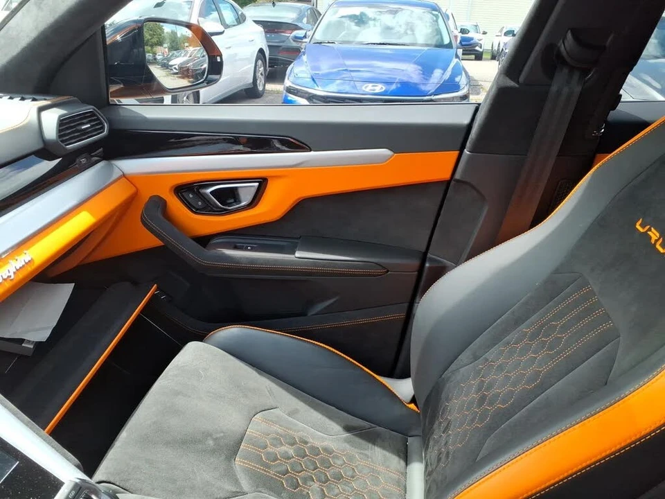 2023 Lamborghini Urus S - Image 20 of 30